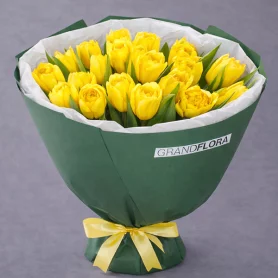 Солнечная весна - букет из желтых тюльпанов